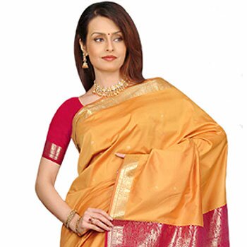Online delivery of Apparels to India
